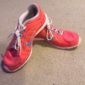 Nike Women’s Flex Train 4